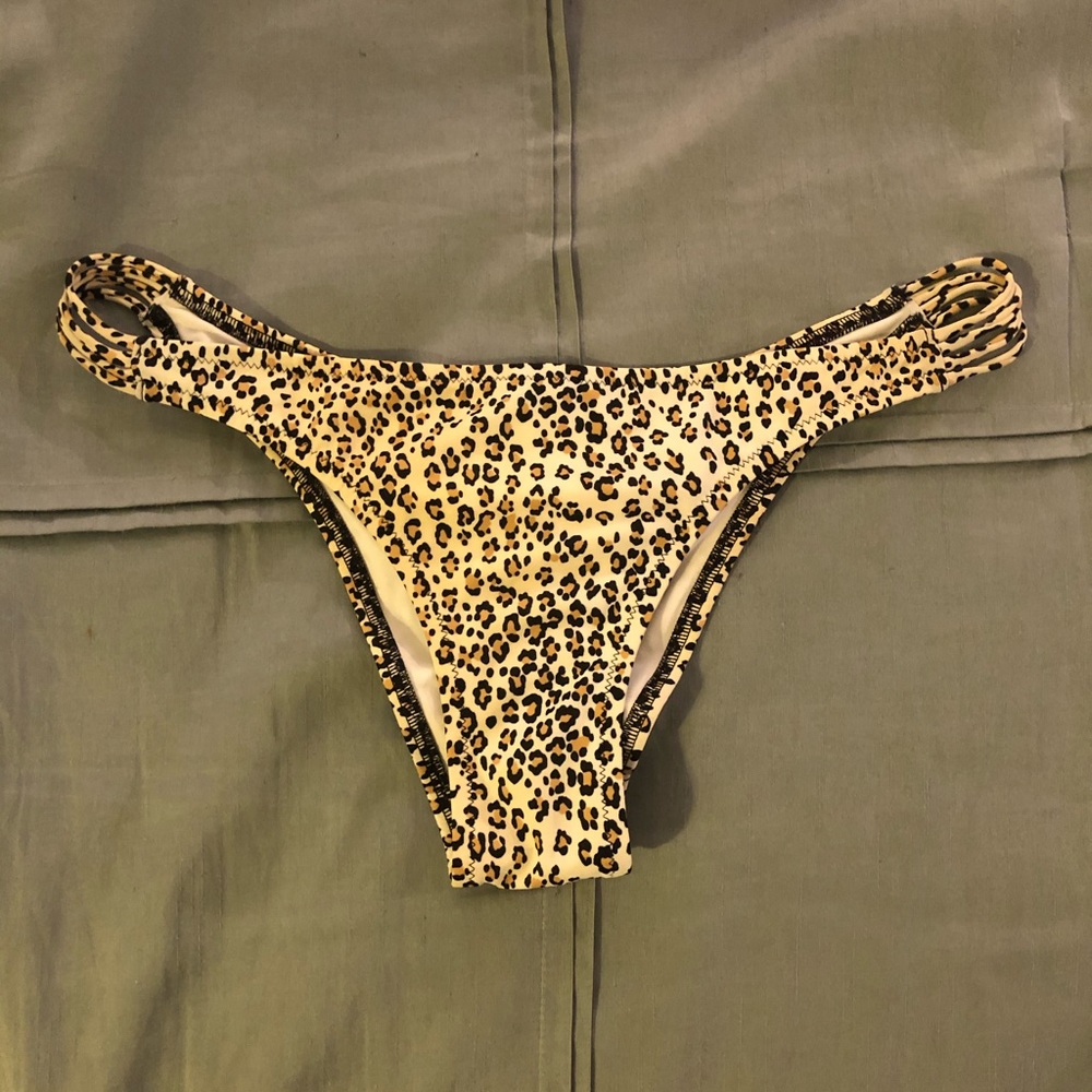 Victoria’s Secret Strappy Itsy Bikini Bottom